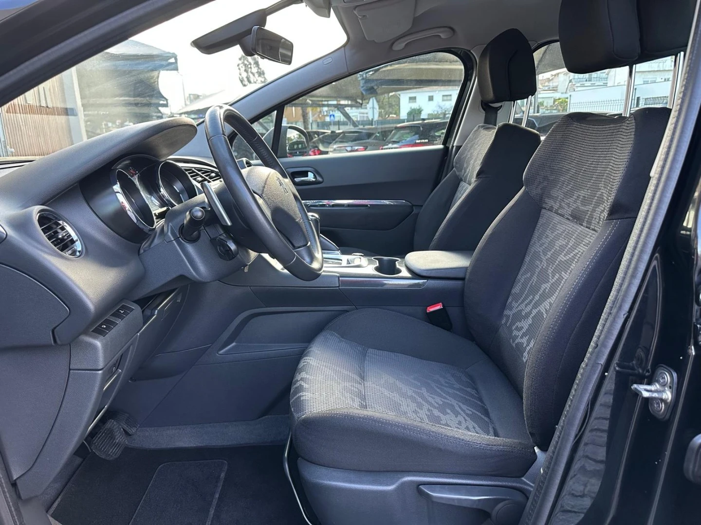 Peugeot 3008 1.6 e-HDi Business Line CMP6