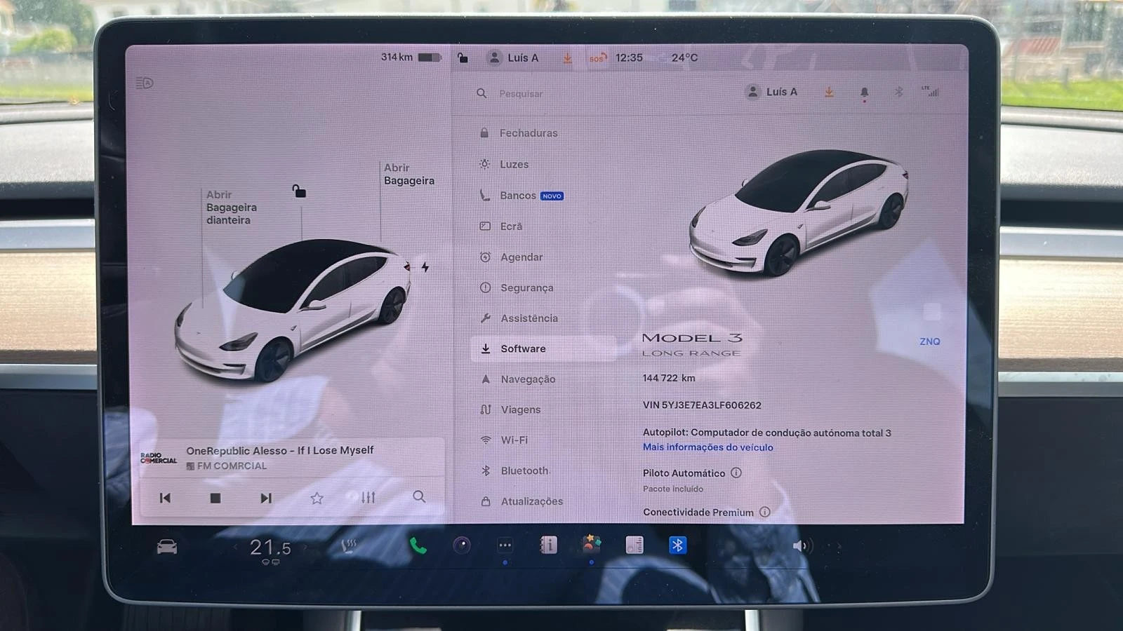 Tesla Model 3 Long-Range RWD