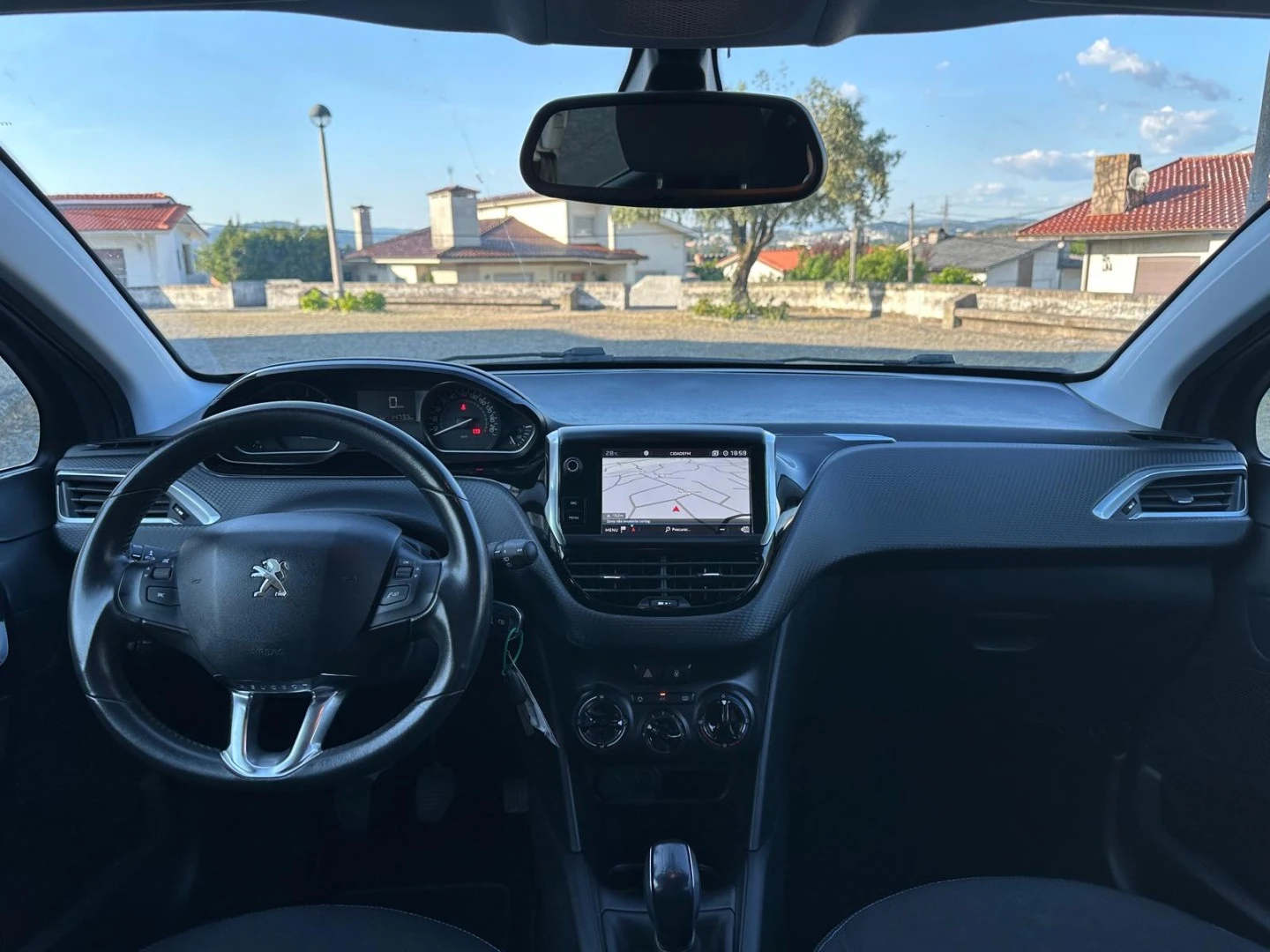 Peugeot 208 1.5 BlueHDi Signature