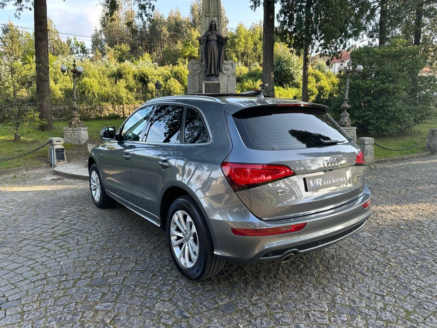 Audi Q5 2.0 TDI quattro S-line S-tronic