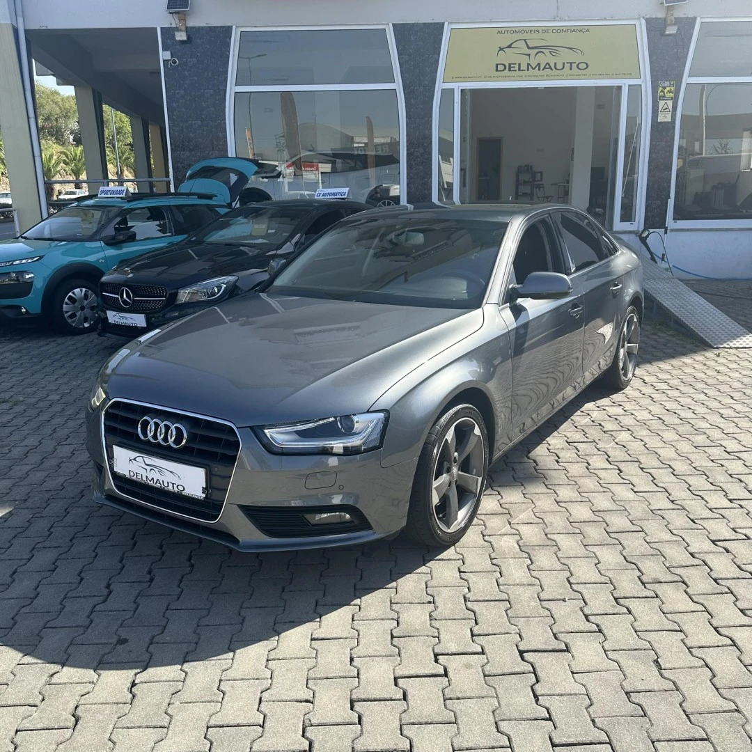 Audi A4 2.0 TDI Multitronic S-line