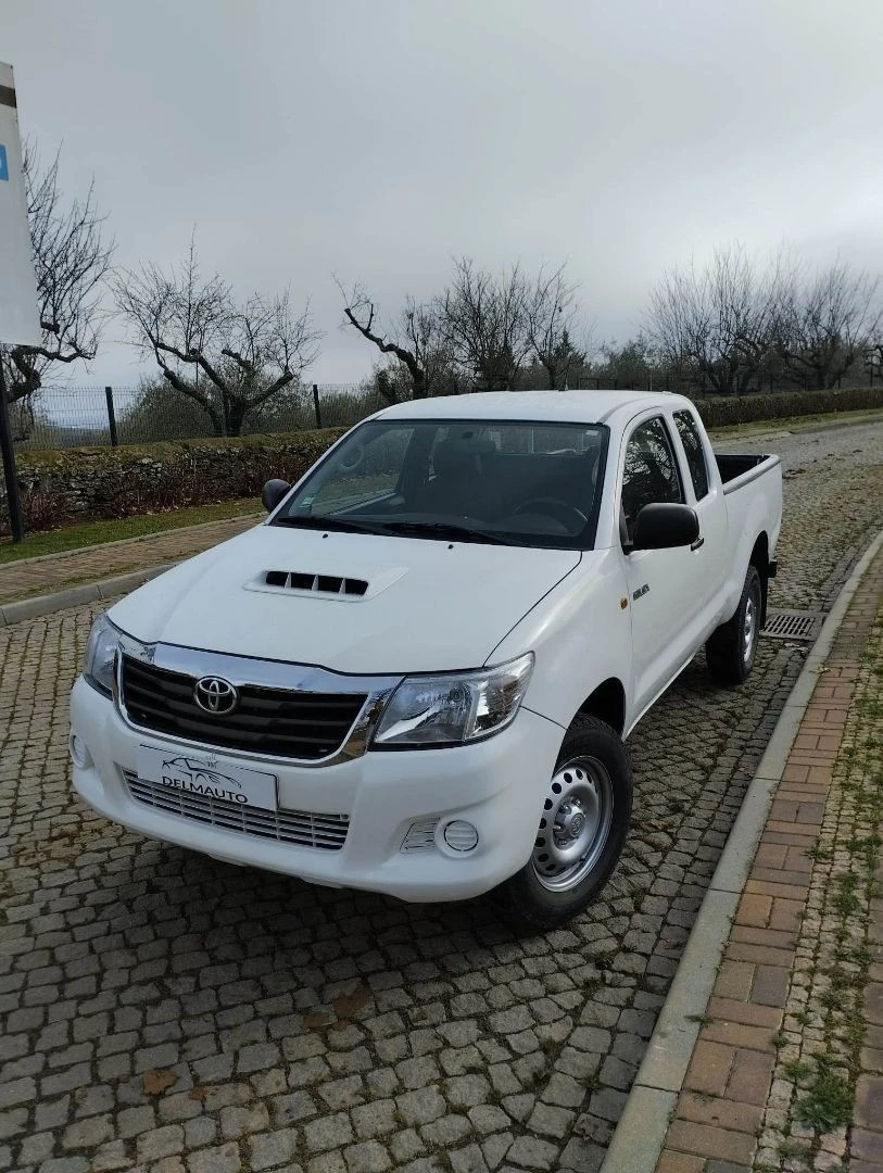 Toyota Hilux KUN25L-CRMDHW 4WD