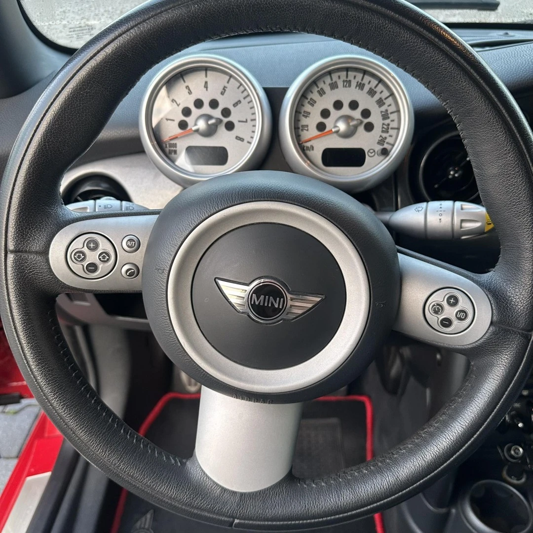 MINI Cabrio John Cooper Works