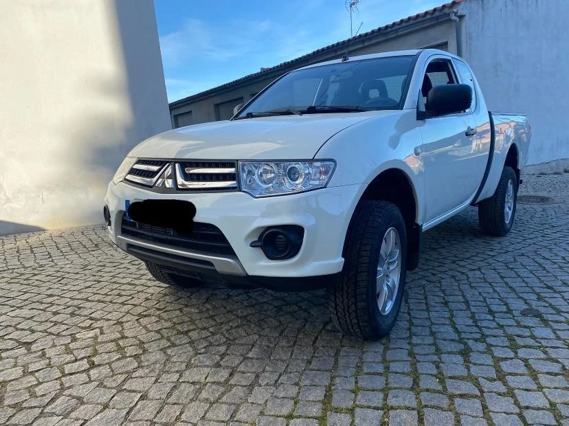Mitsubishi L200 2.5 DI-D Club Invite 3L 4WD