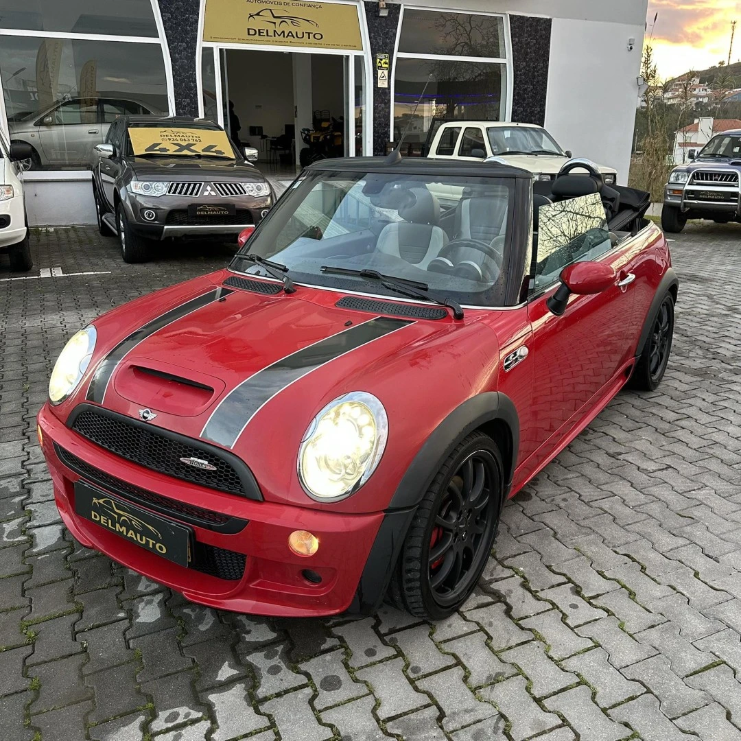 MINI Cabrio John Cooper Works
