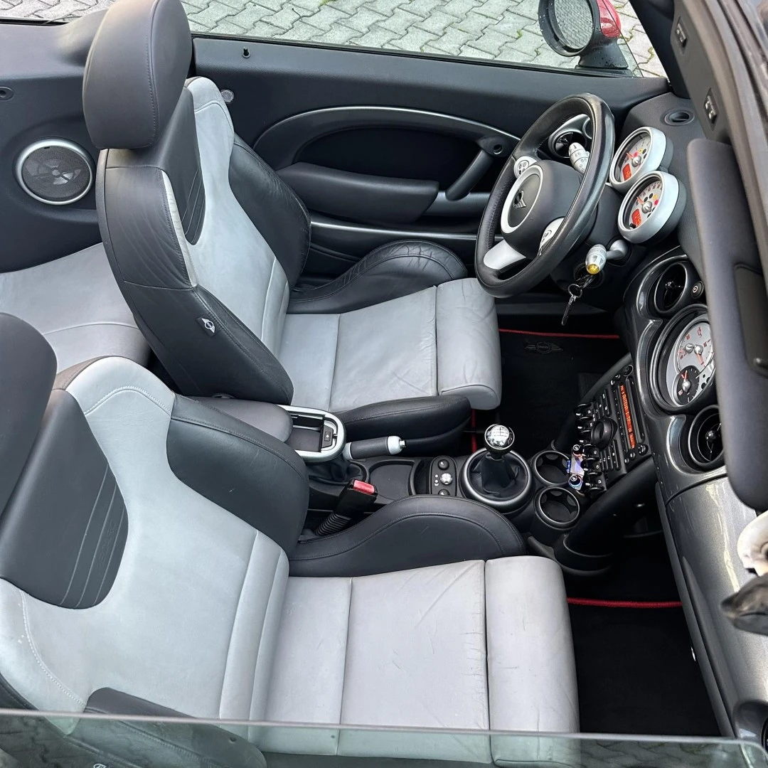 MINI Cabrio John Cooper Works