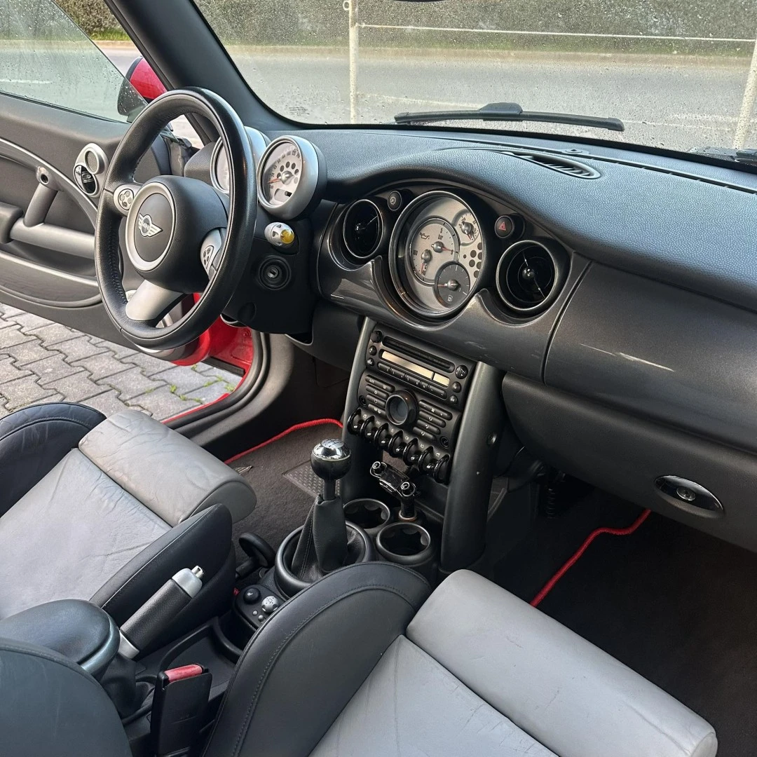 MINI Cabrio John Cooper Works