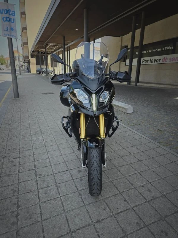 BMW S 1000 XR Triple black &amp; Akrapovic