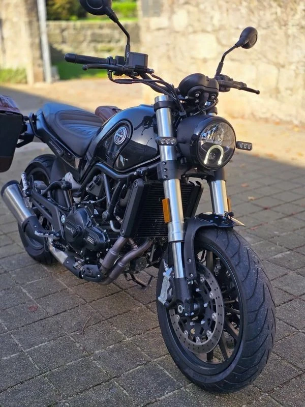 Benelli Leoncino 500