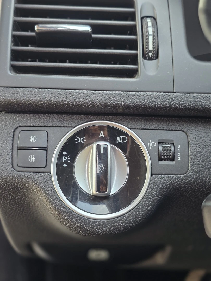 Mercedes-Benz C 220 CDI Auto Elegance DPF