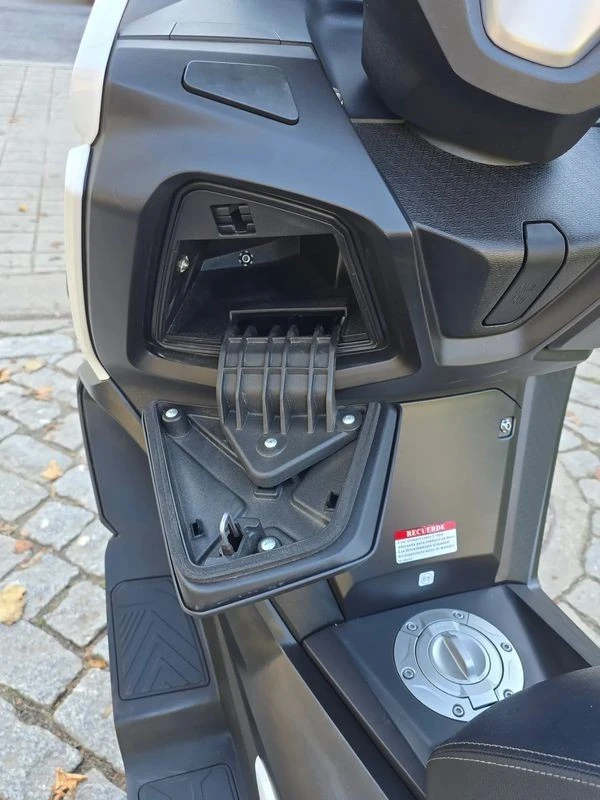 Voge SR4 Max T Gasolina