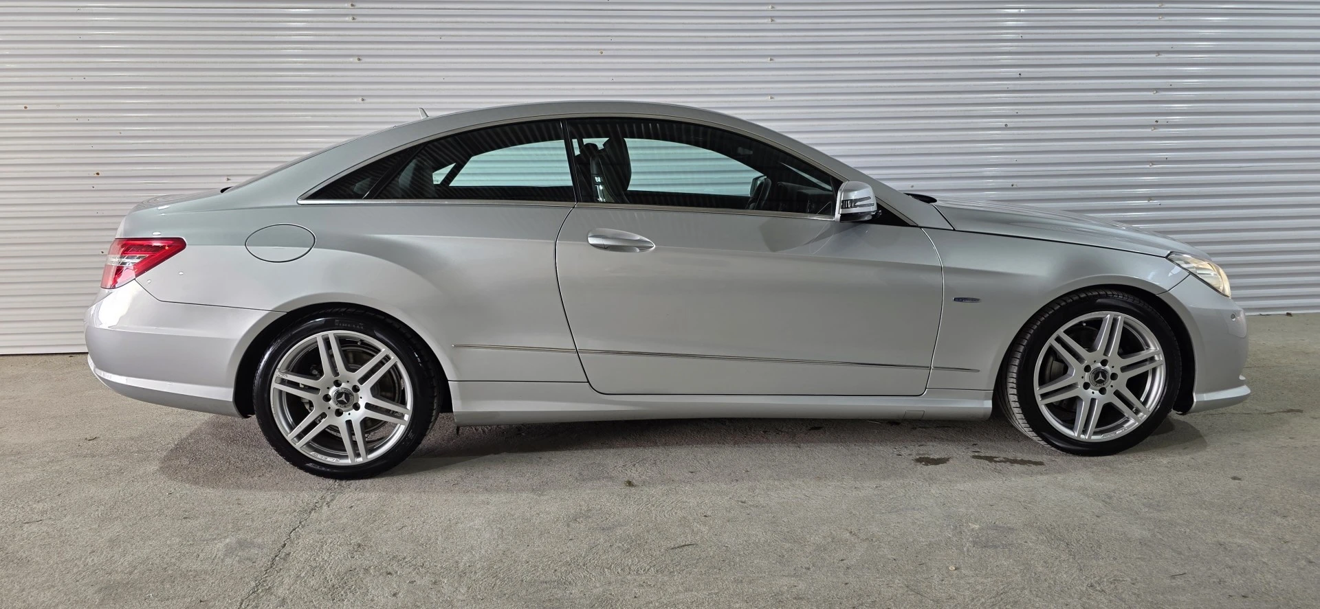 Mercedes-Benz E 220 CDi - Coupé - AMG Line