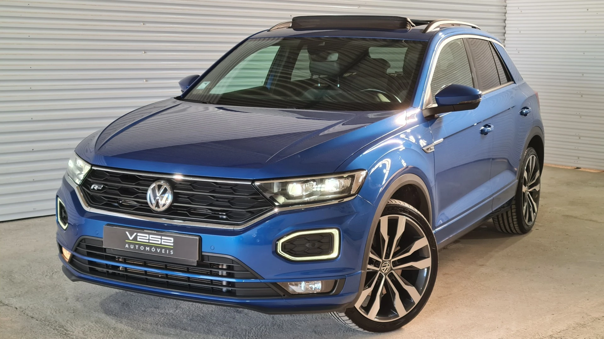 VW T-Roc 2.0 TSI OPF 4MOTION DSG R-Line