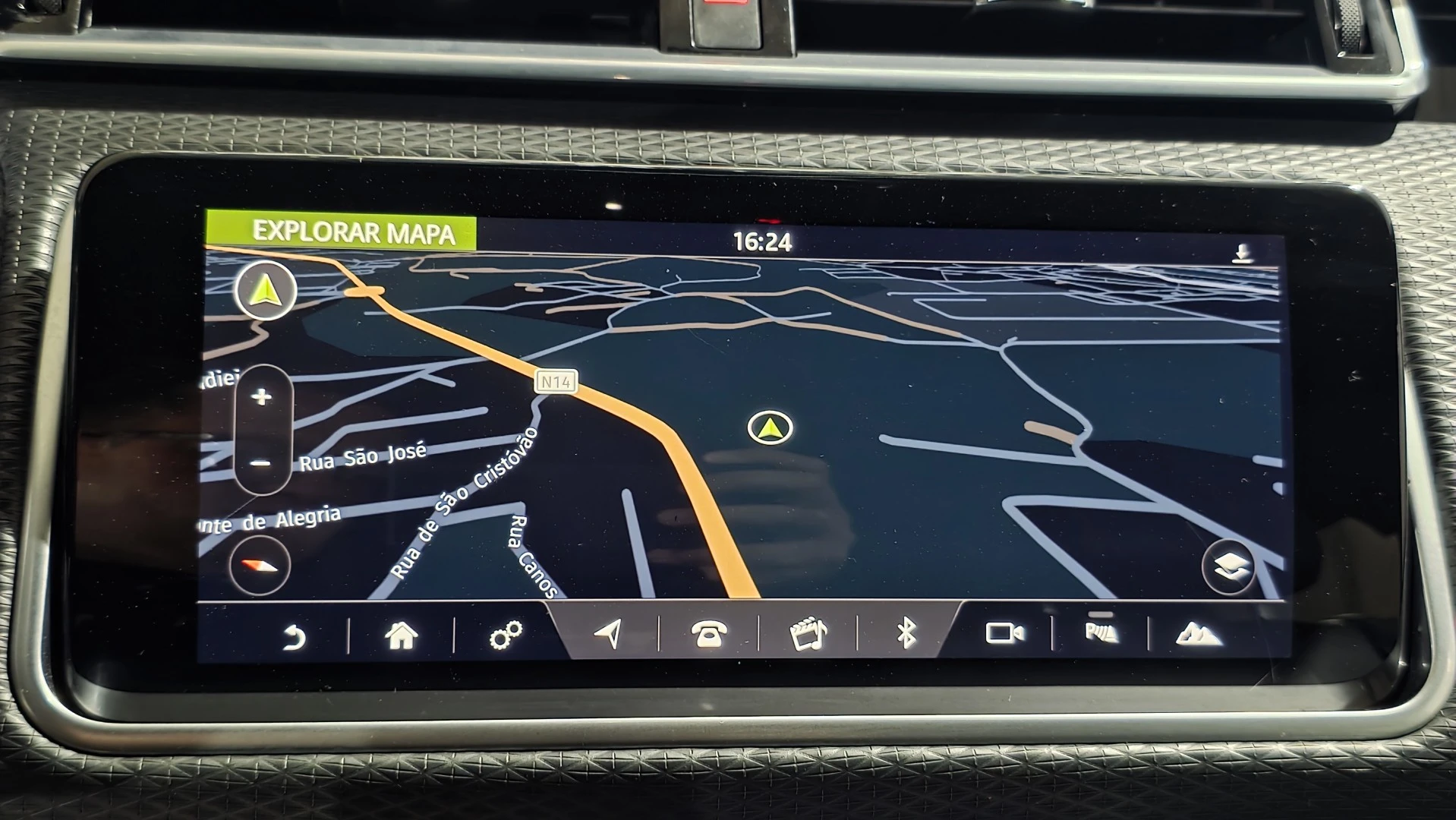 Land Rover Range Rover Velar 2.0 D R-Dynamic HSE
