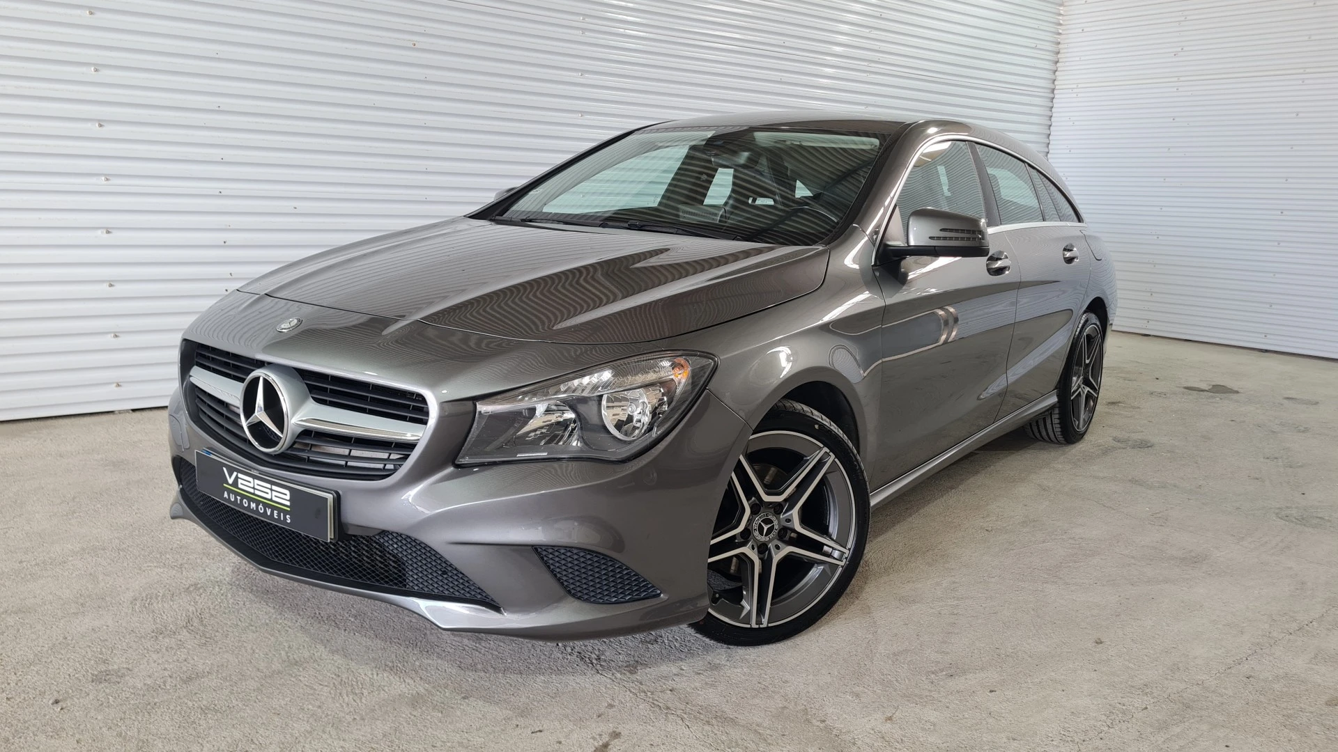 Mercedes-Benz CLA 220 d 7G-DCT Urban