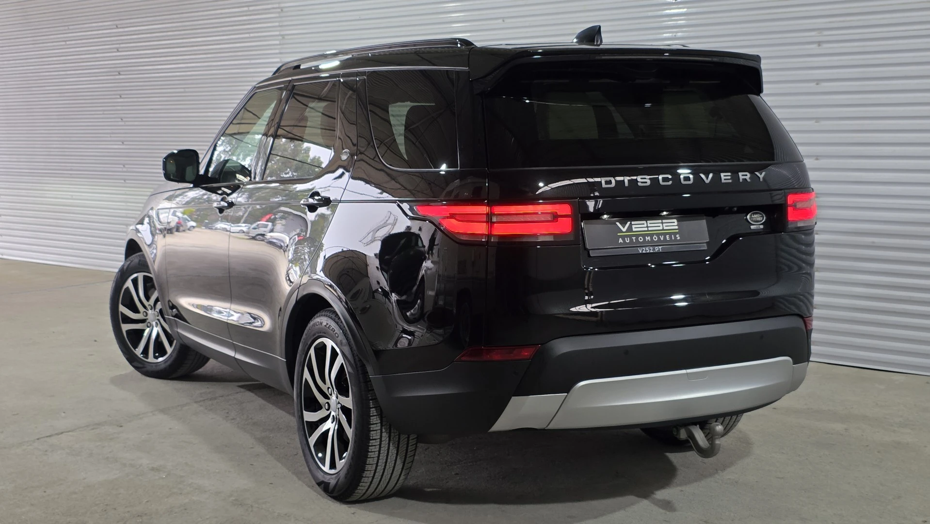 Land Rover Discovery 2.0 SD4 HSE Luxury Auto