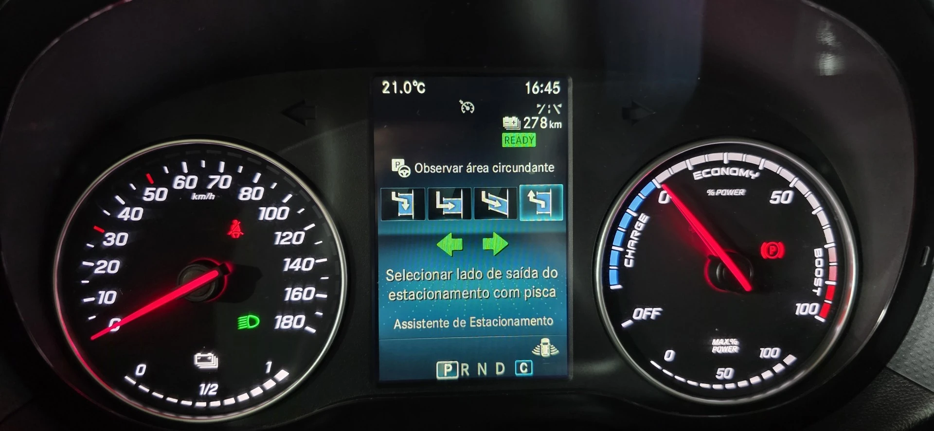 Mercedes-Benz EQT 200