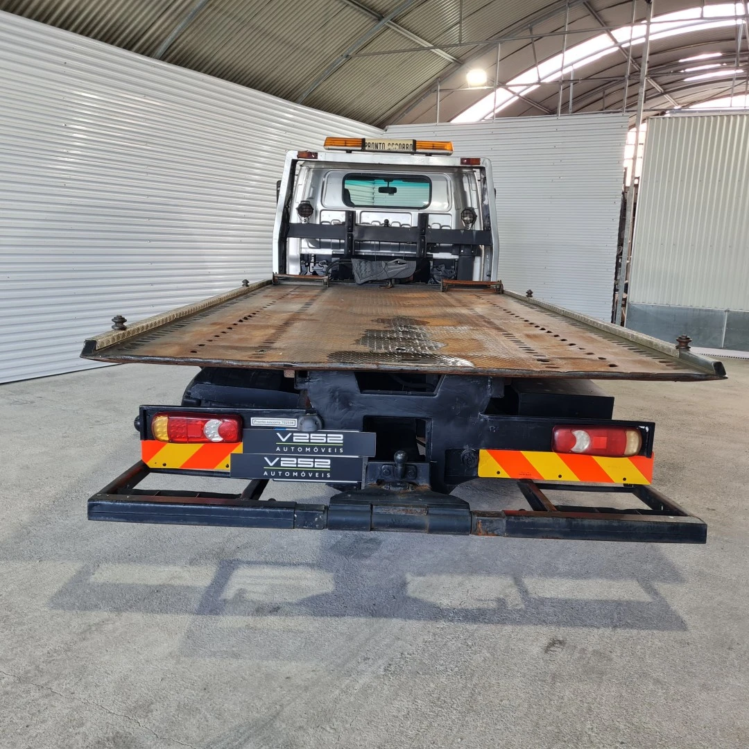 Isuzu NPR 70