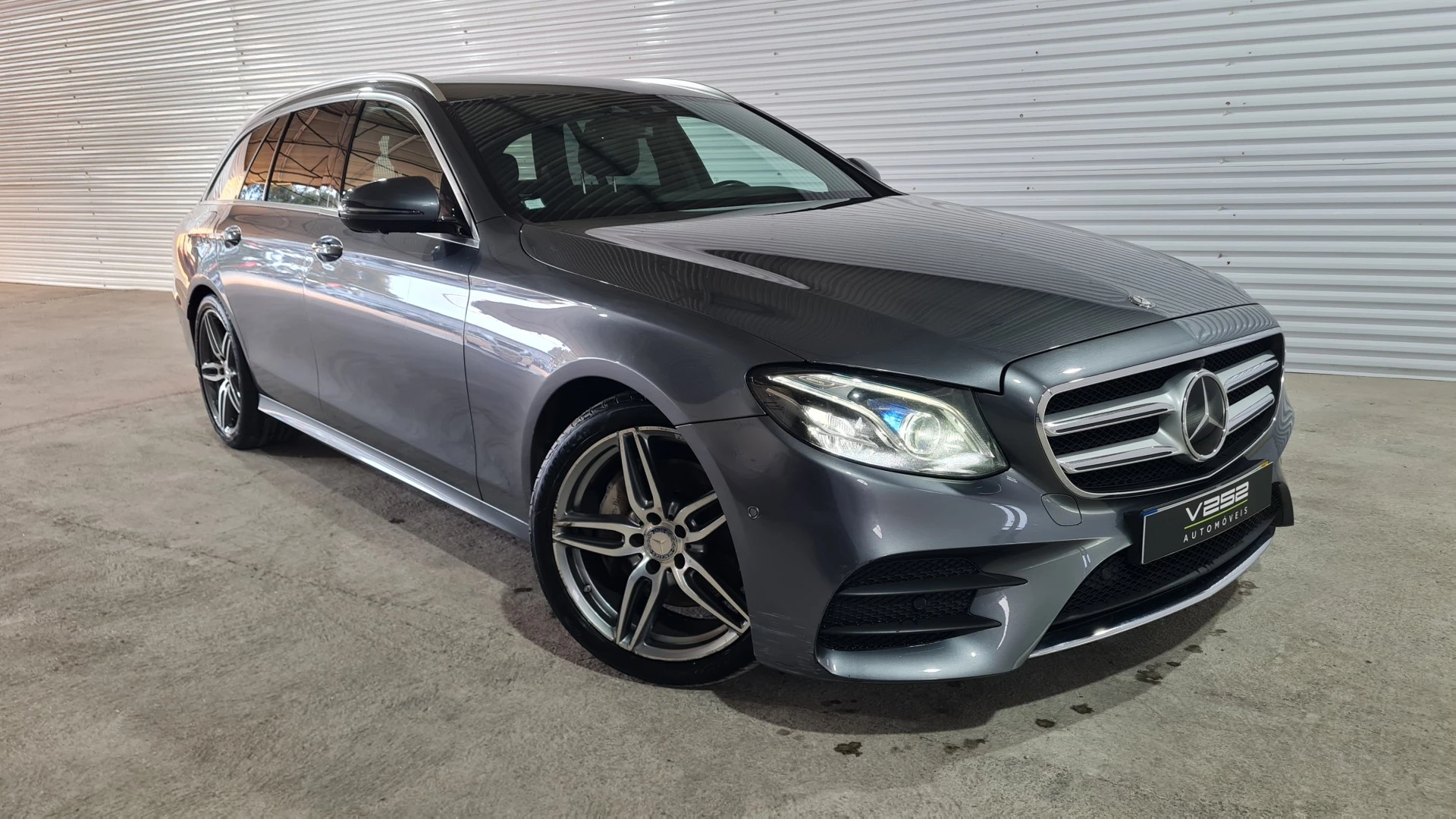 Mercedes-Benz E 220 d AMG Line