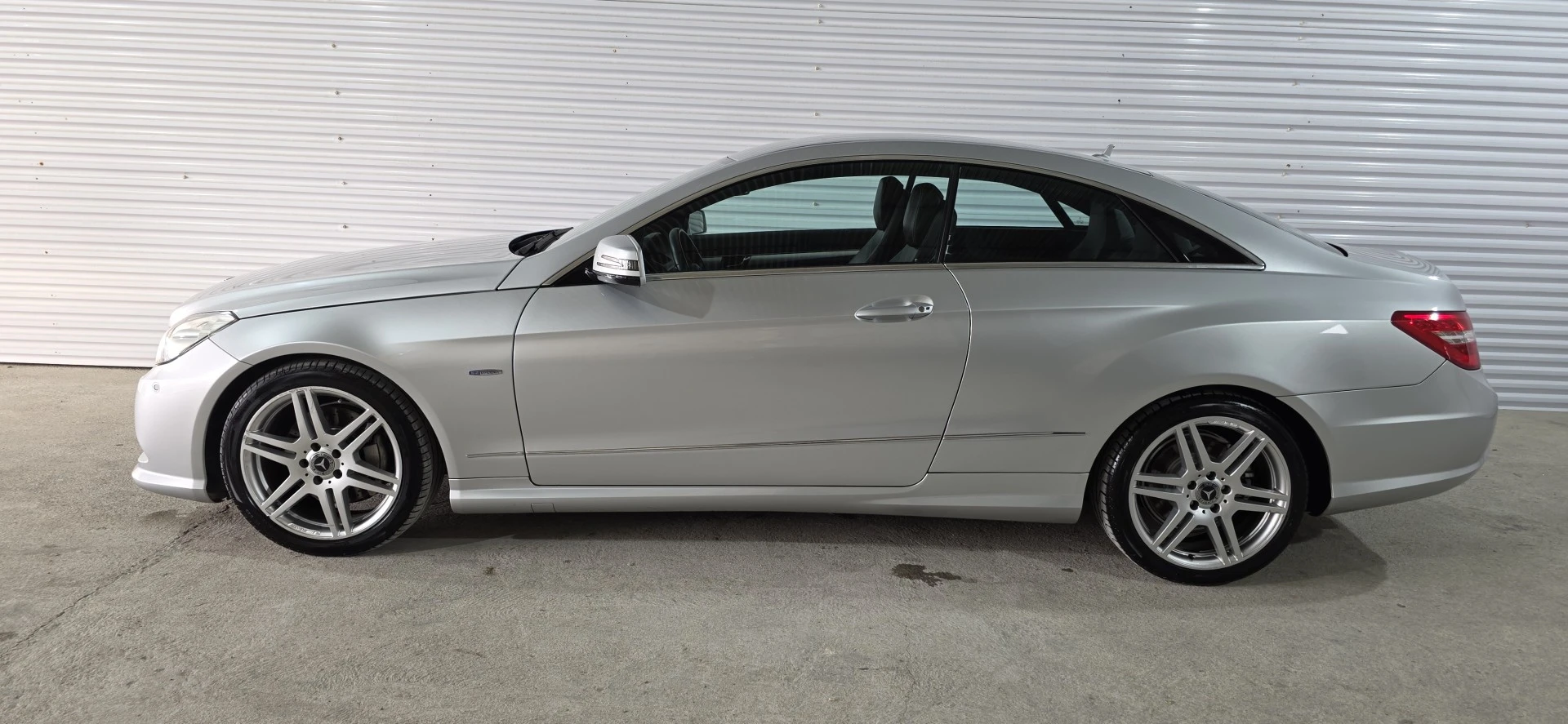 Mercedes-Benz E 220 CDi - Coupé - AMG Line