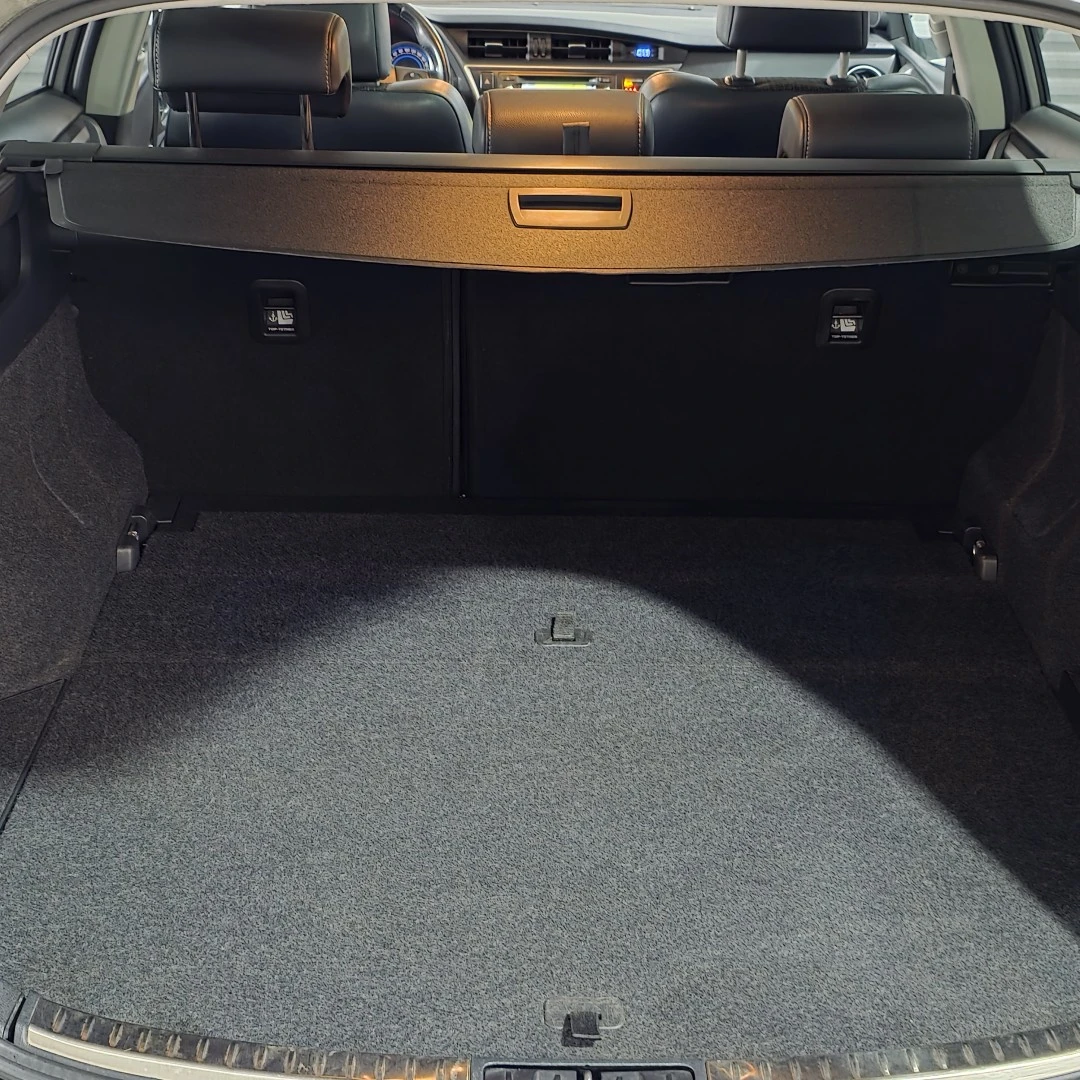 Toyota Auris 1.8 HSD Exclusive +TSS+Navi