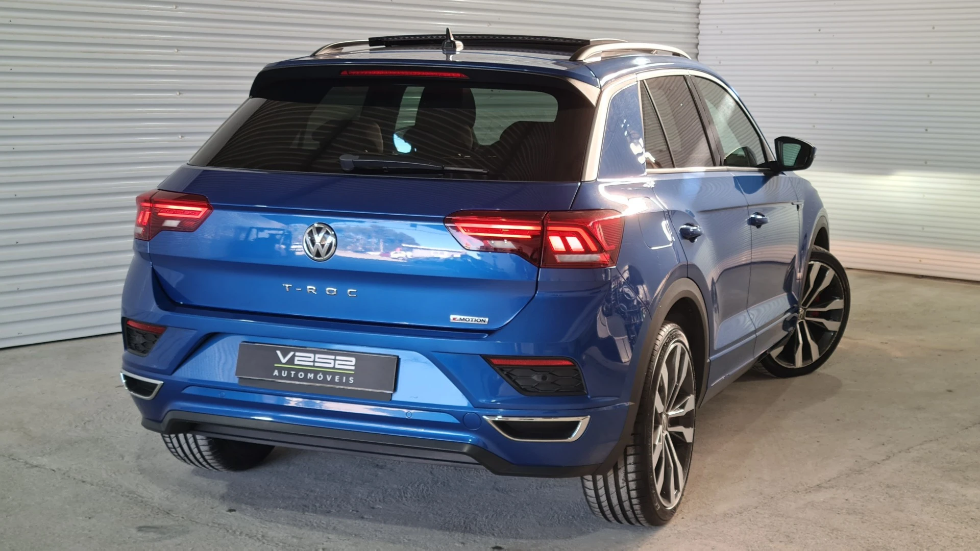 VW T-Roc 2.0 TSI OPF 4MOTION DSG R-Line