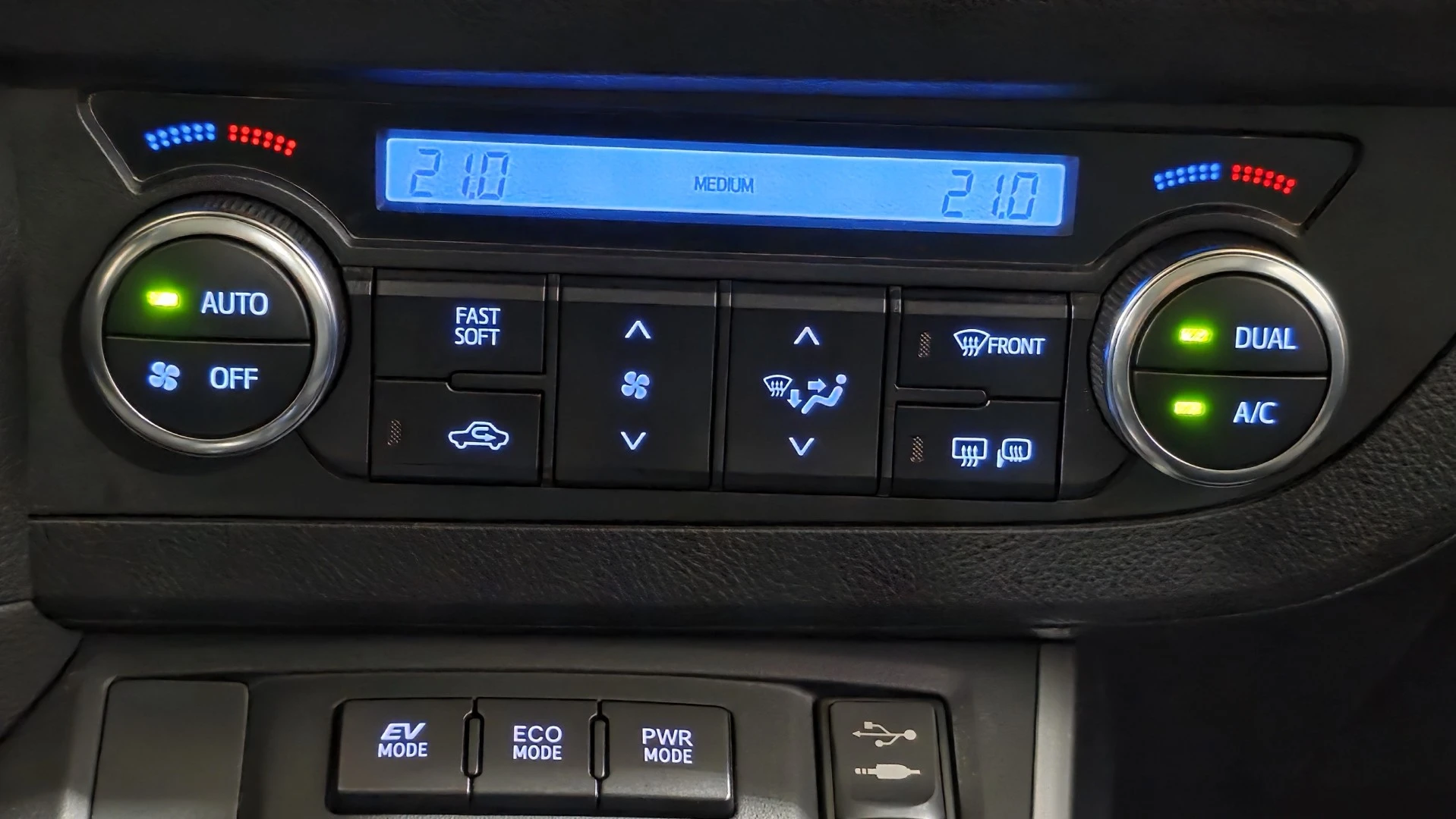 Toyota Auris 1.8 HSD Exclusive +TSS+Navi