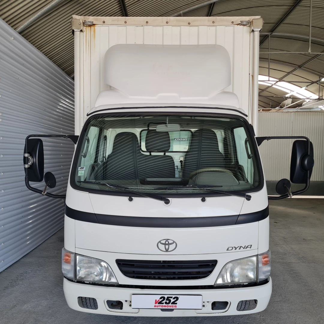 Toyota Dyna Contentor Lona Tipo TIR