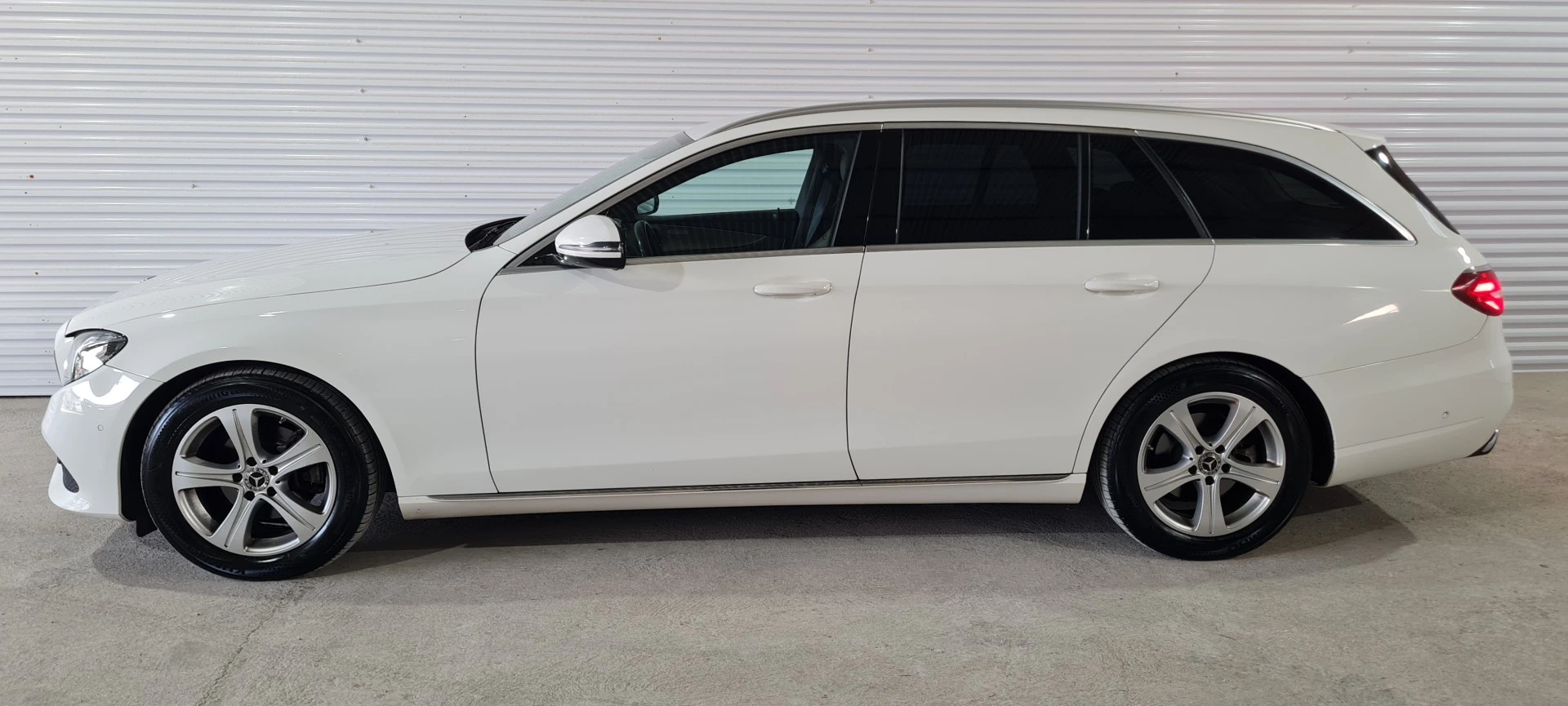 Mercedes-Benz E 220 D Avantgarde