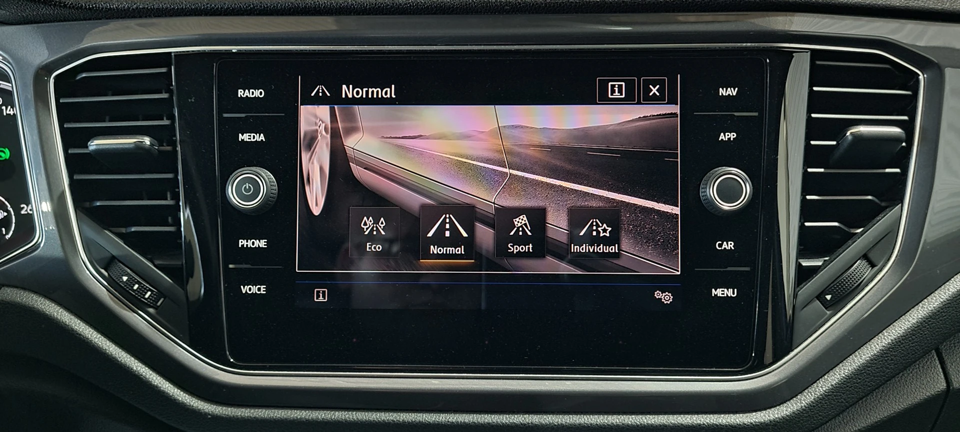 VW T-Roc 2.0 TSI OPF 4MOTION DSG R-Line