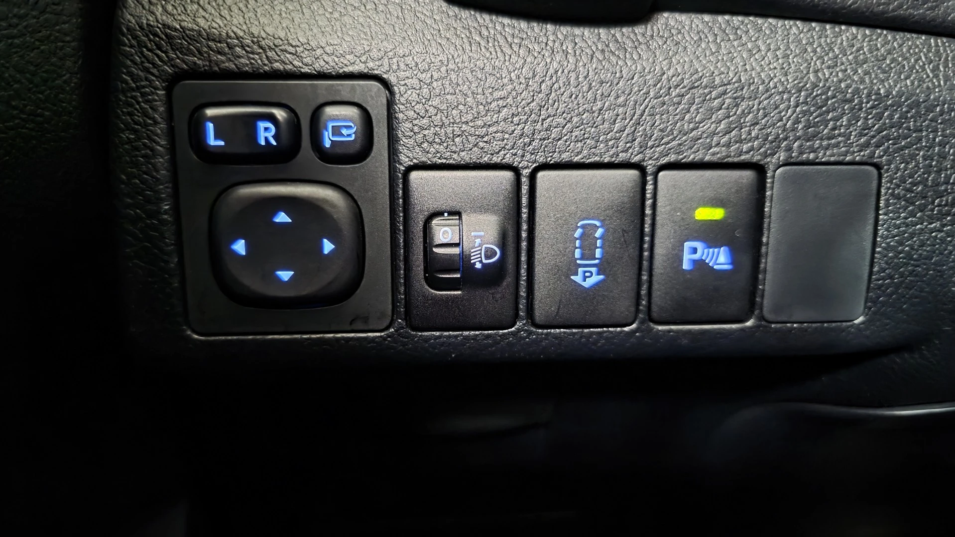 Toyota Auris 1.8 HSD Exclusive +TSS+Navi