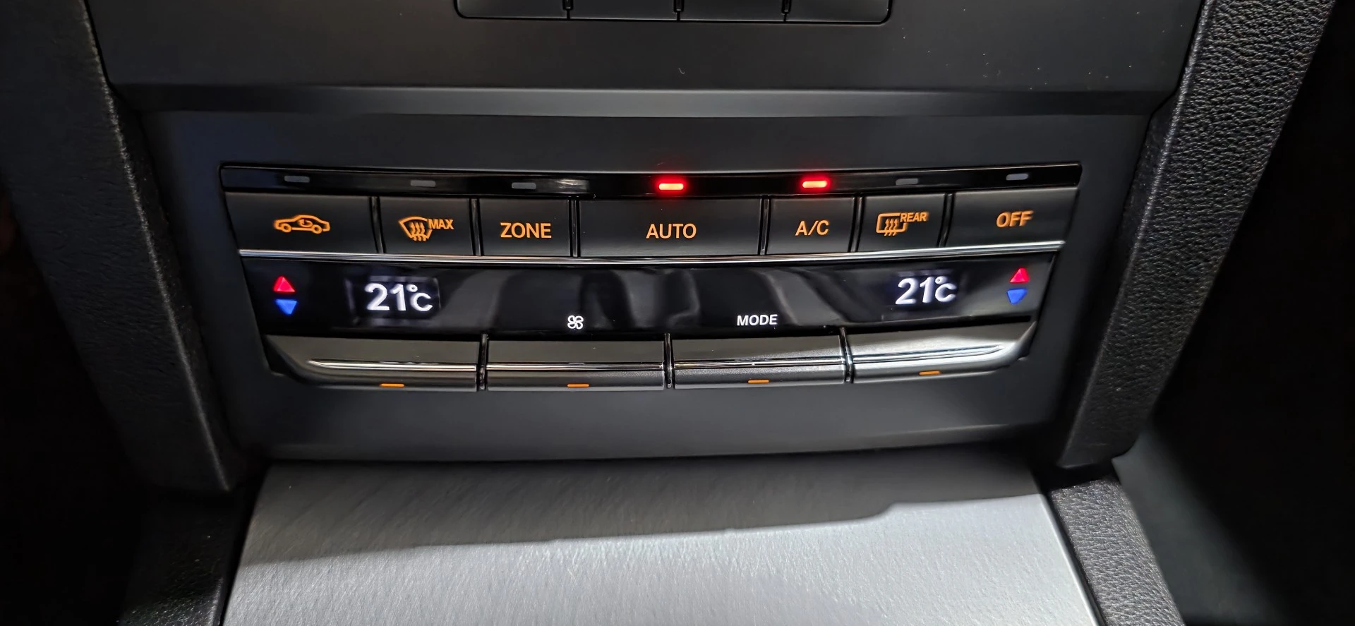 Mercedes-Benz E 220 CDi - Coupé - AMG Line