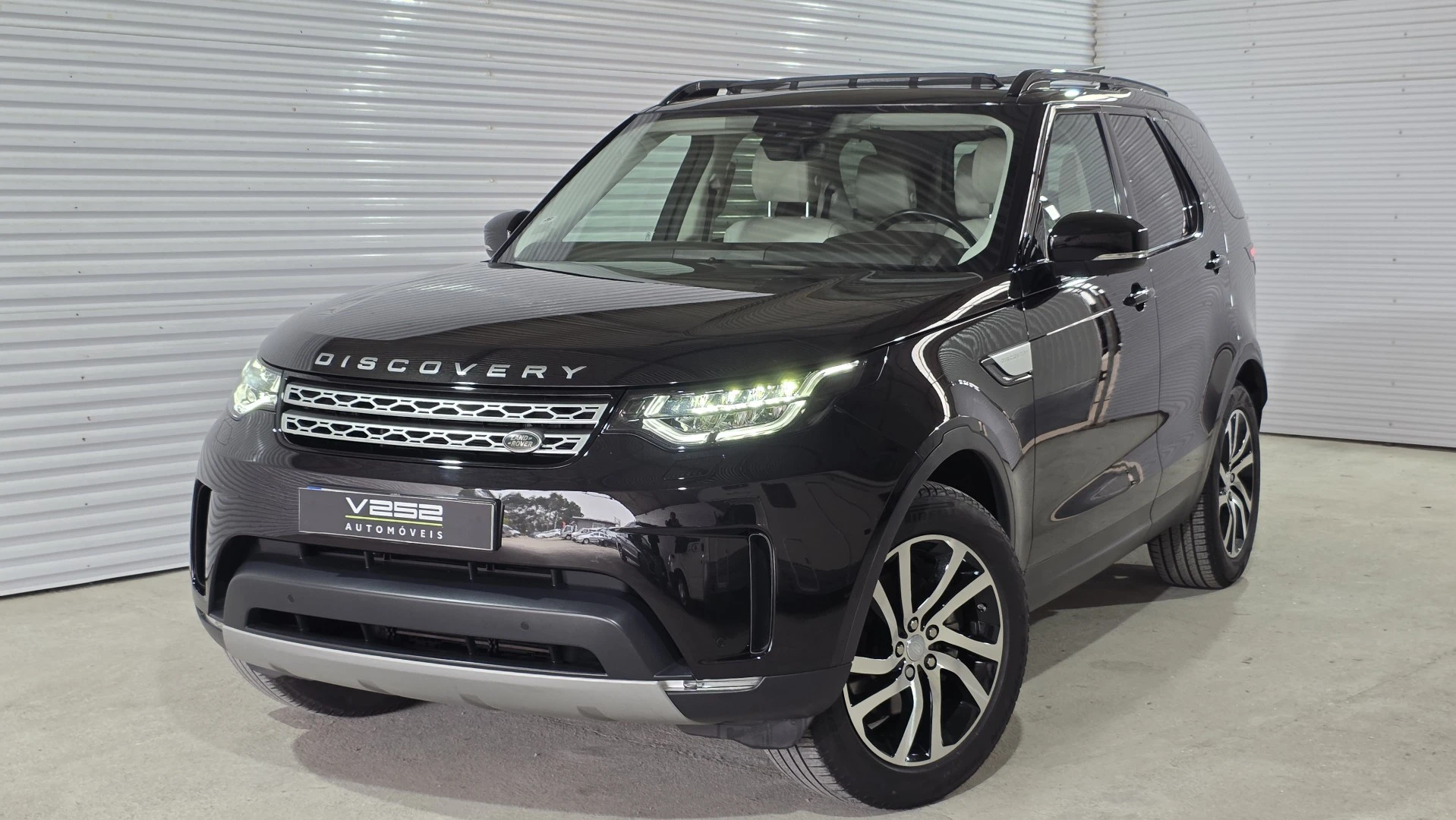 Land Rover Discovery 2.0 SD4 HSE Luxury Auto