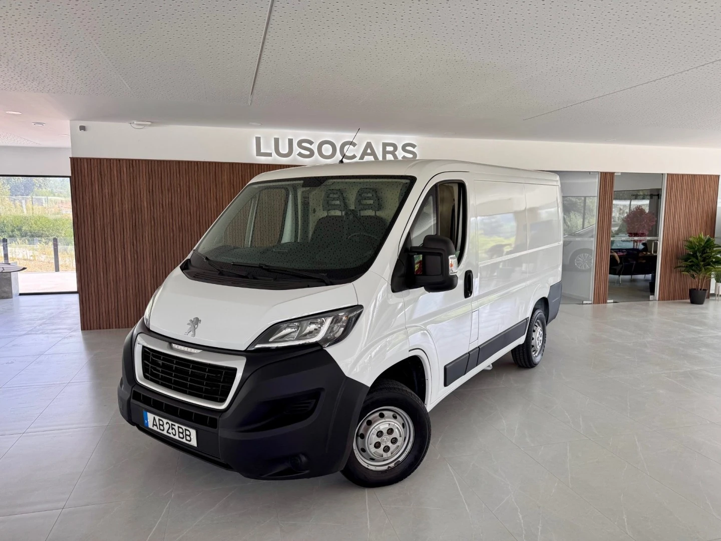 Peugeot Boxer 2.2 BlueHDi 330 L1H1 Pro