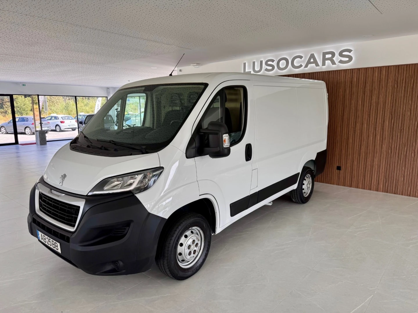 Peugeot Boxer 2.2 BlueHDi 330 L1H1 Pro
