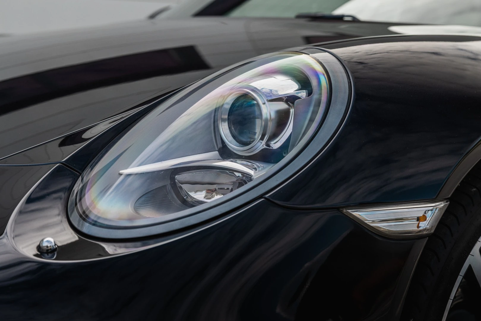 Porsche 911 (991) Carrera 4 Cabriolet PDK Black Edition