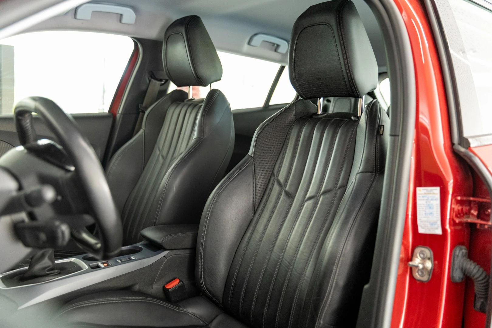 Peugeot 2008 PureTech 130 Allure Pack