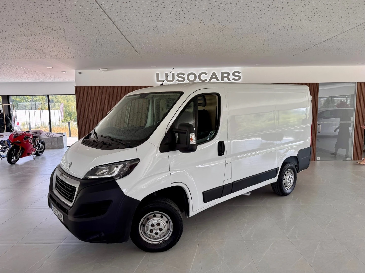 Peugeot Boxer 2.2 BlueHDi 330 L1H1 Pro