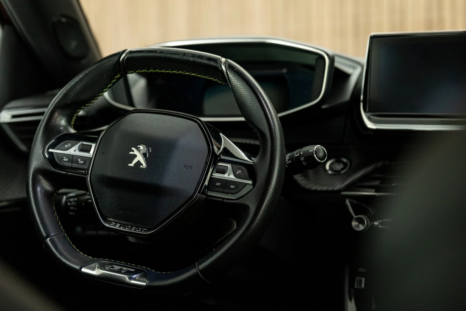 Peugeot 2008 1.2 PureTech GT Line