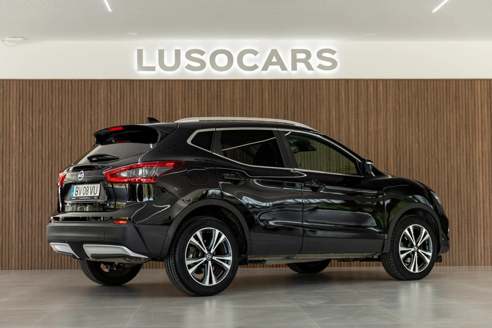 Nissan Qashqai 1.2 DIG-T N-Connecta PS 18 Xtronic