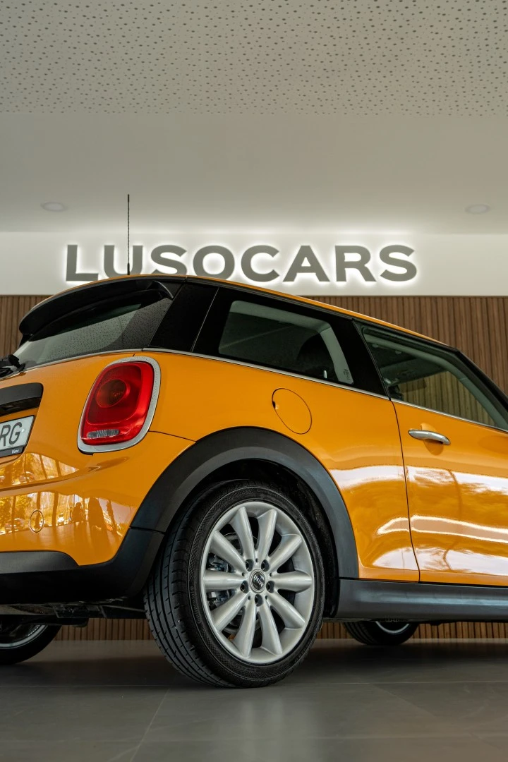 MINI 3 Portas One