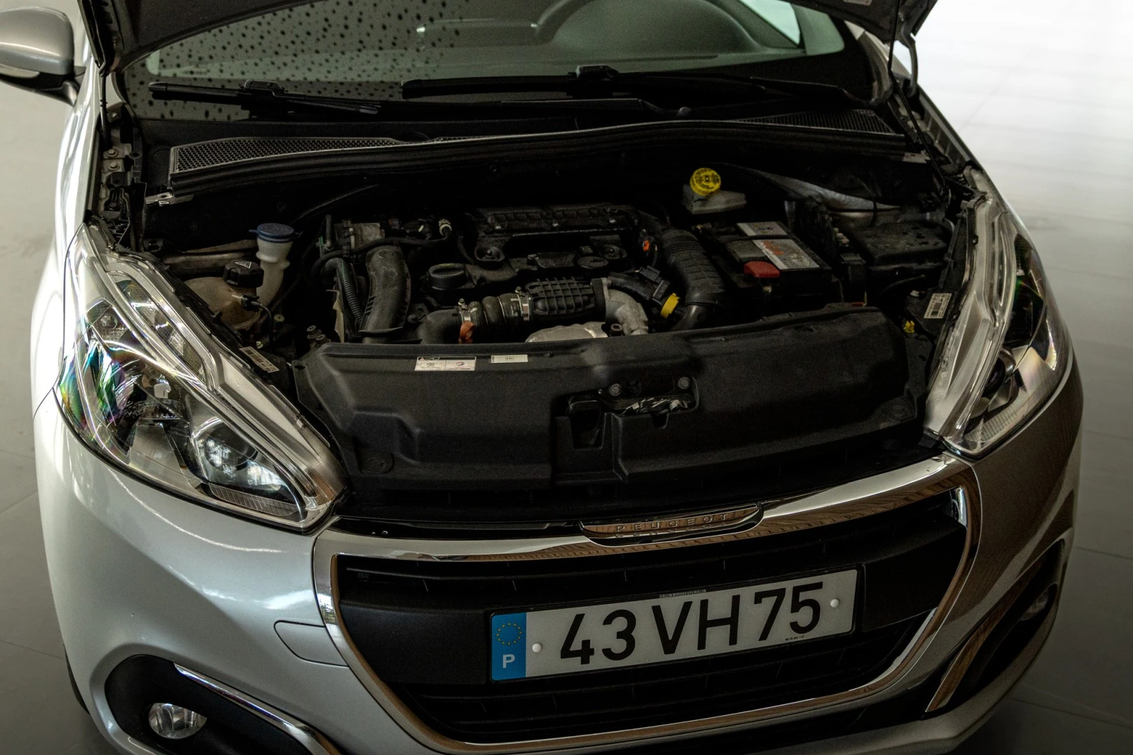 Peugeot 208 1.6 BlueHDi Style