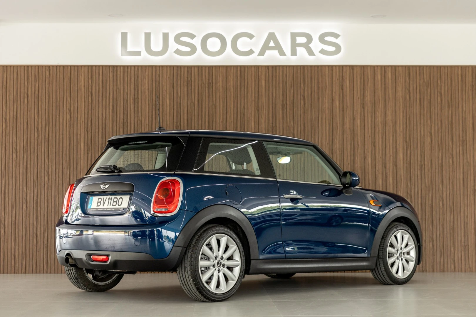 MINI 3 Portas One First
