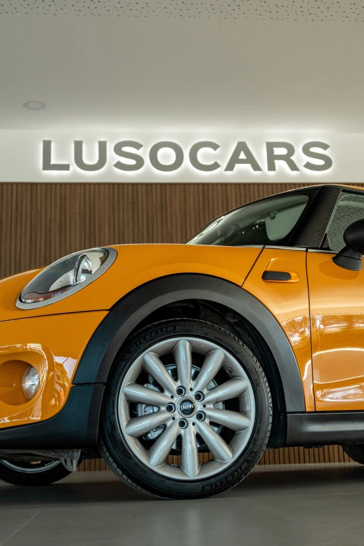 MINI 3 Portas One