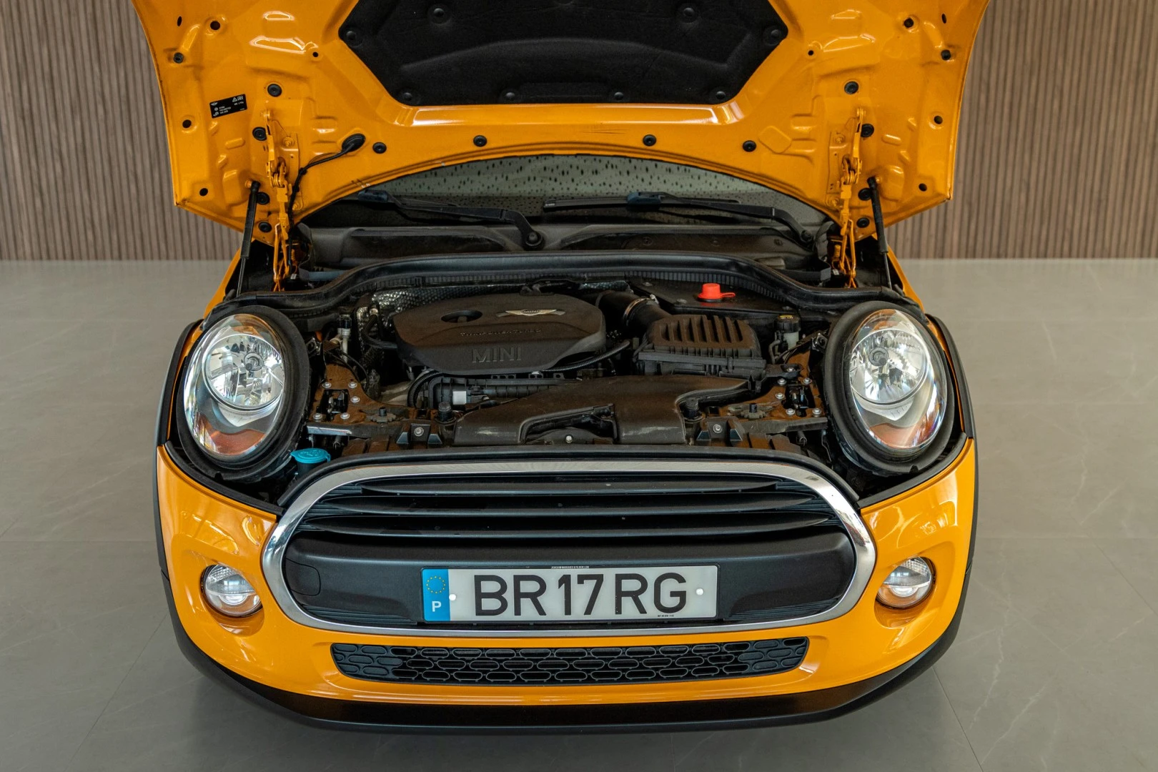 MINI 3 Portas One