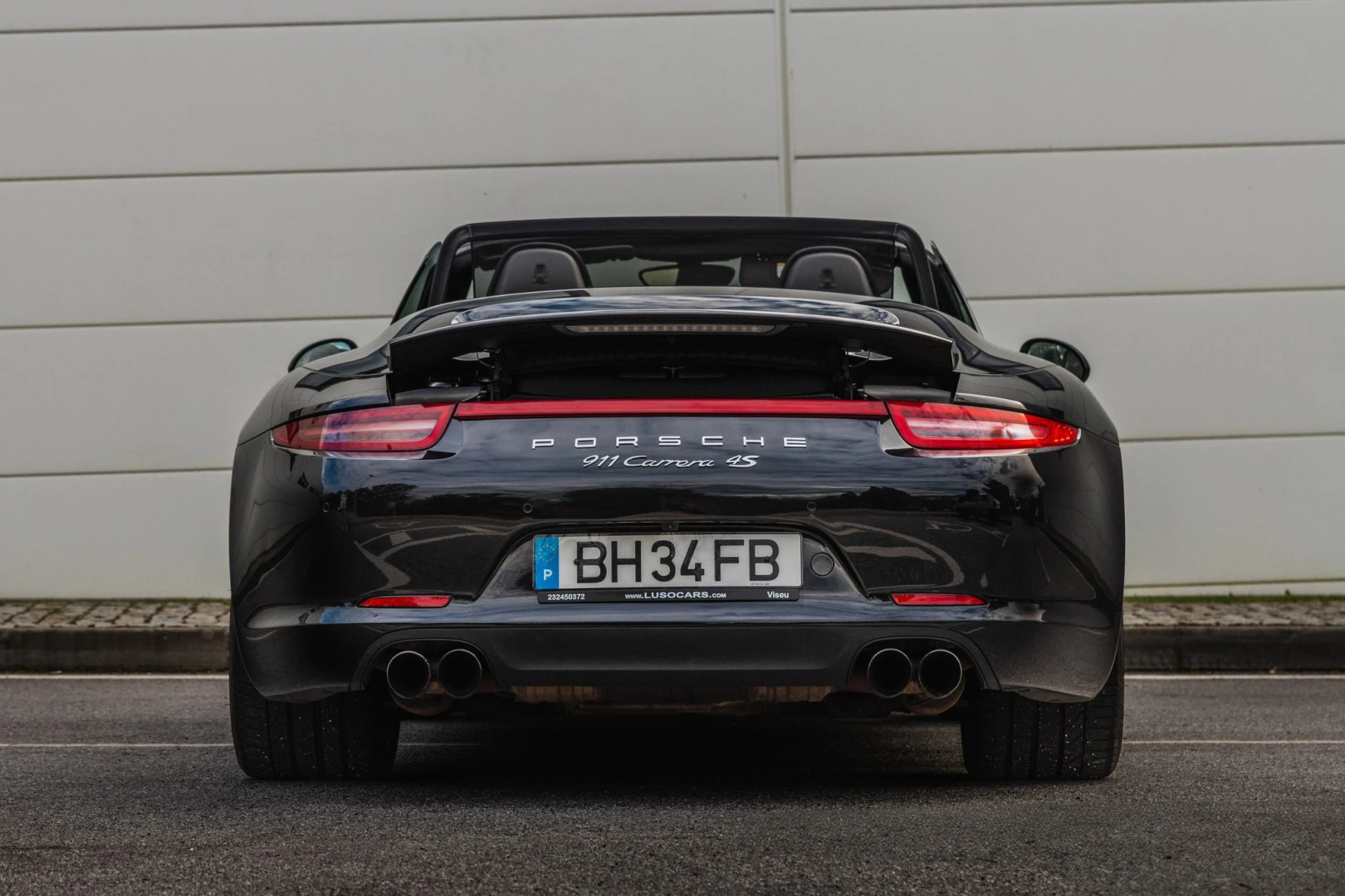 Porsche 911 (991) Carrera 4 Cabriolet PDK Black Edition
