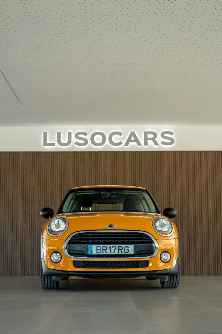 MINI 3 Portas One