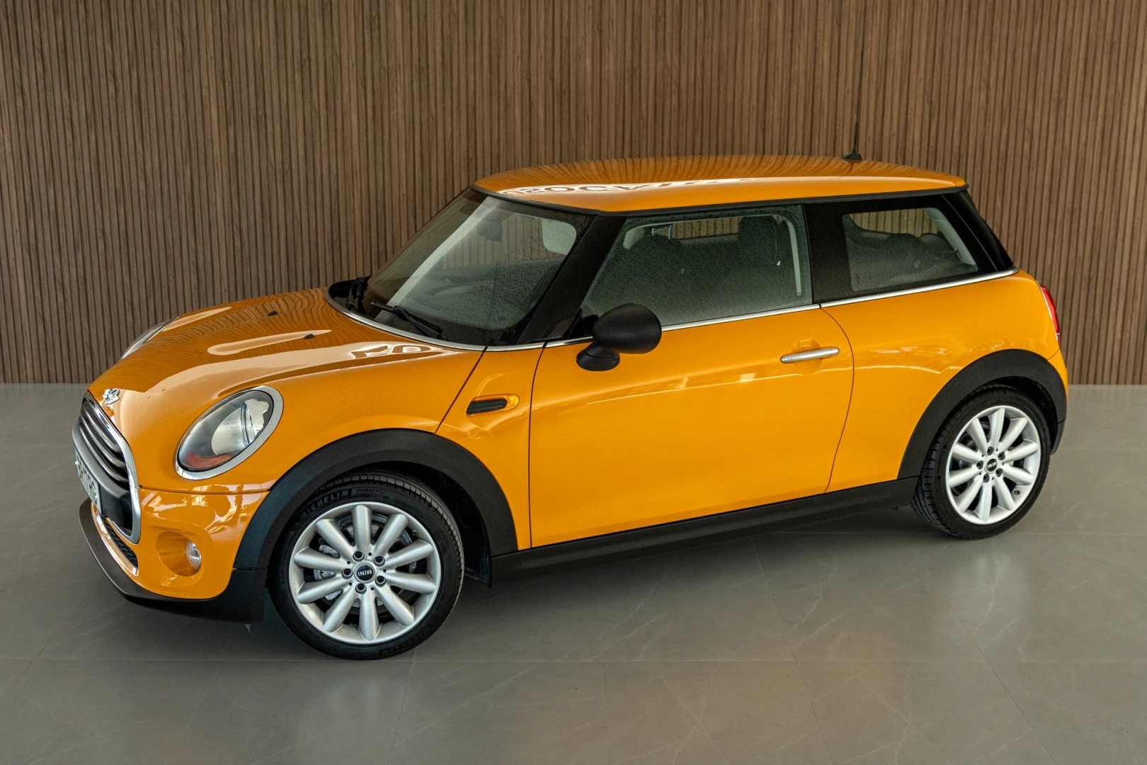 MINI 3 Portas One