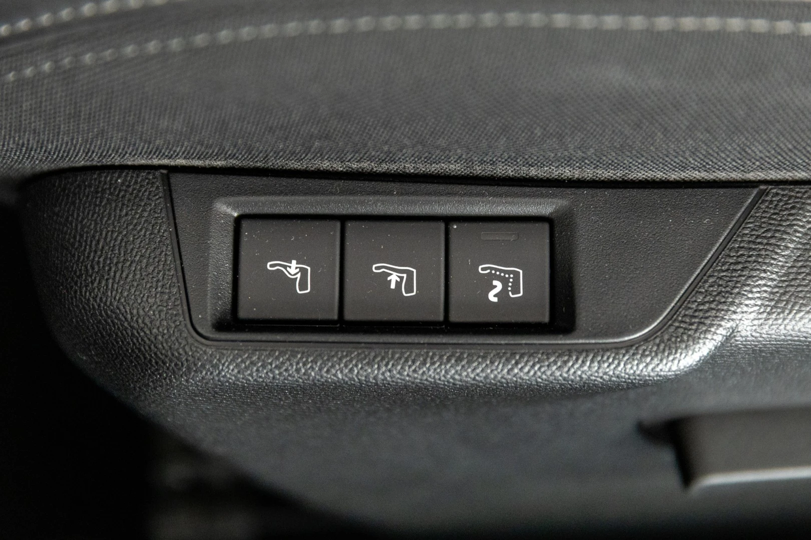 Peugeot 2008 PureTech 130 Allure Pack