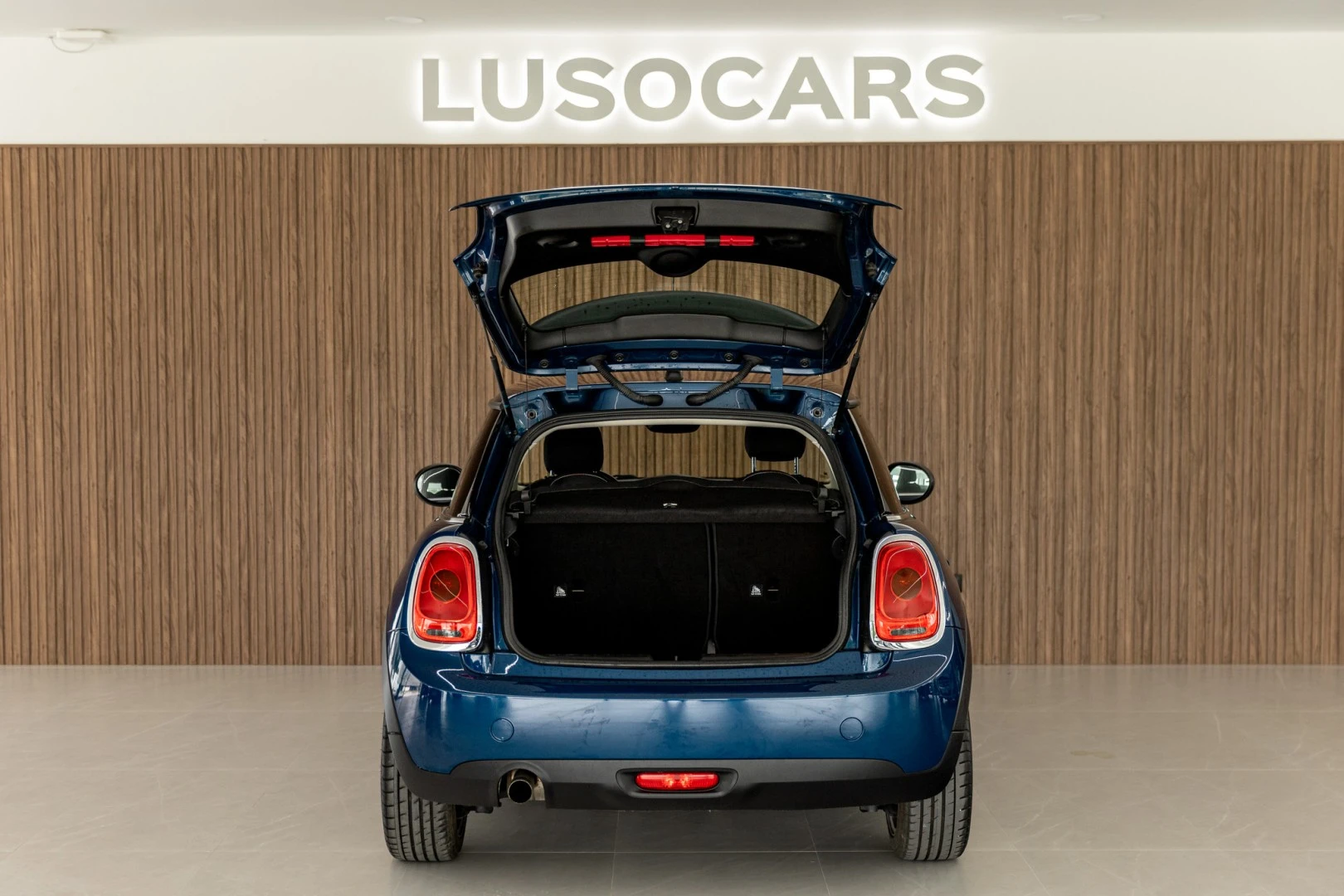 MINI 3 Portas One First